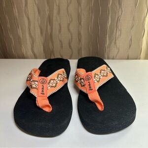 Reef Flip Flops Women's 7 Coral Orange Black Woven Strap Lightweight Comfy NWOT